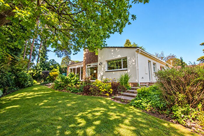 3 Bedroom Detached Bungalow For Sale In Warren Park, West Hill, EX11