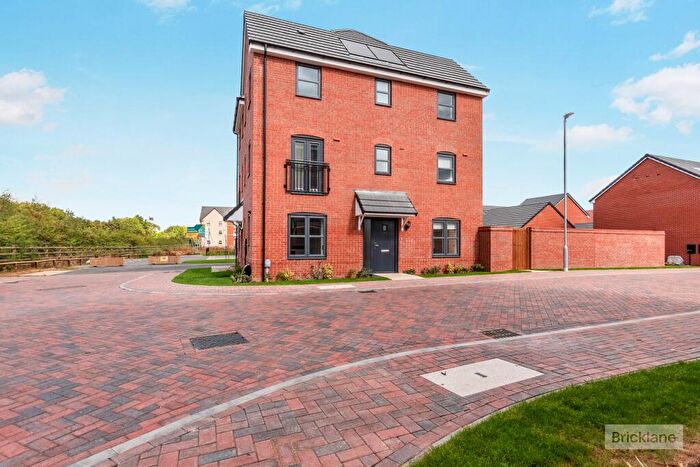 4 Bedroom House To Rent In Pumpkin Close, Northampton, NN6