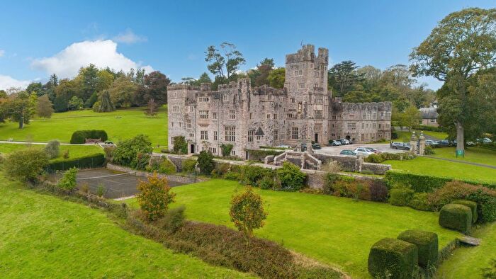 1 Bedroom Flat For Sale In Ermington, Modbury, Devon, PL21