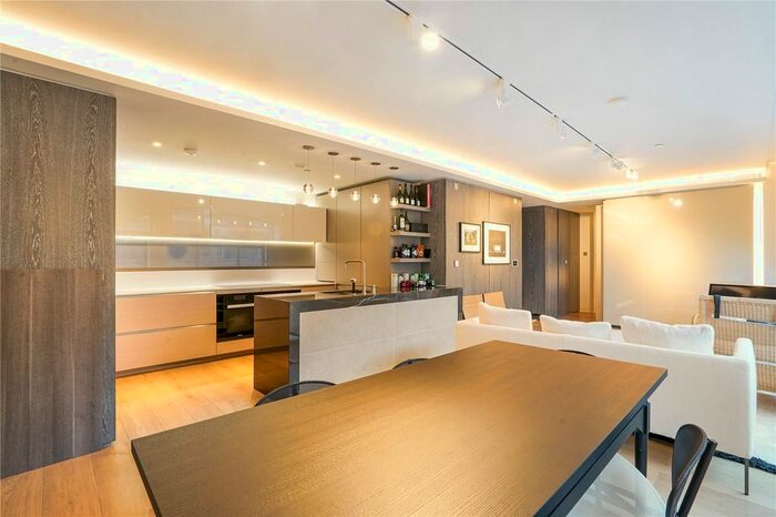 3 Bedroom Flat To Rent In Wardour Street, London, W1F