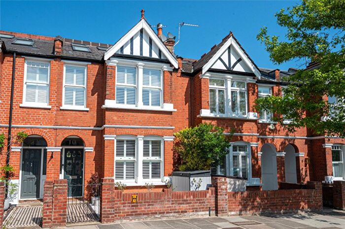 4 Bedroom Terraced House For Sale In Bonser Road, Twickenham, TW1