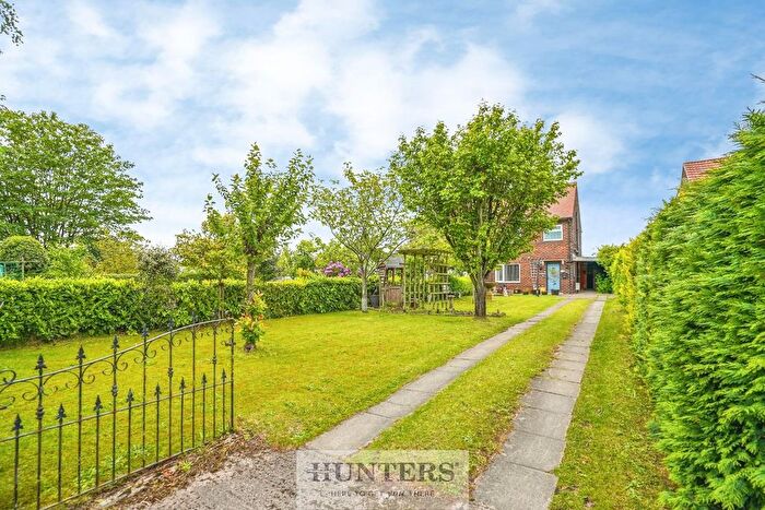 3 Bedroom Semi-detached House For Sale In Selby Road, Camblesforth, Selby, YO8