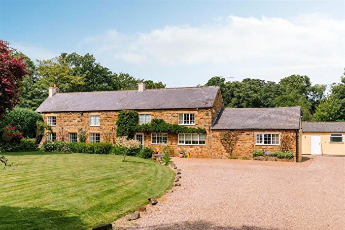 3 Bedroom Detached House For Sale In Pond House, Malthouse Lane, Stubbing, Wingerworth, Chesterfield, S42