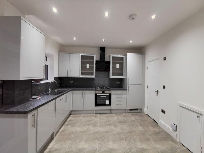 3 Bedroom Semi-Detached House To Rent In Fairholme Road, Harrow-On-The-Hill, Harrow HA1