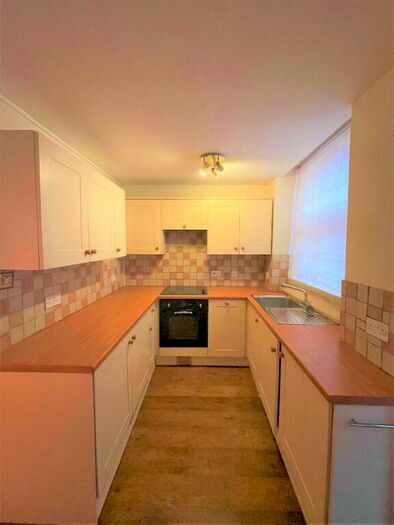 2 Bedroom Flat To Rent In - Marine Parade, Brighton, BN2
