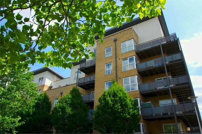 2 Bedroom Flat To Rent In Catalonia Apartments, Metropolitan Station Approach, Watford WD18
