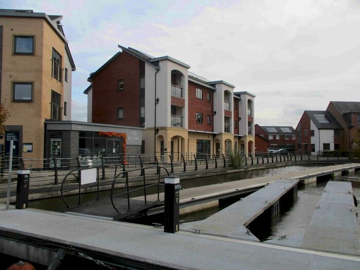 2 Bedroom Flat To Rent In Block Marina Walk, Leigh, Greater Manchester, WN7
