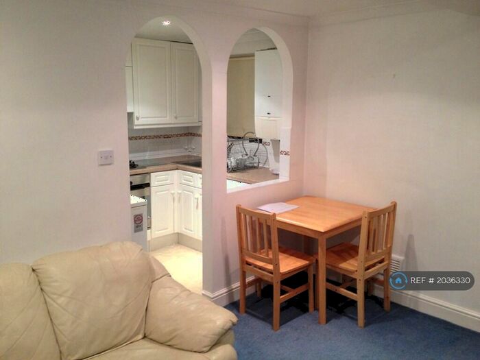1 Bedroom Flat To Rent In Hampstead, London, NW3