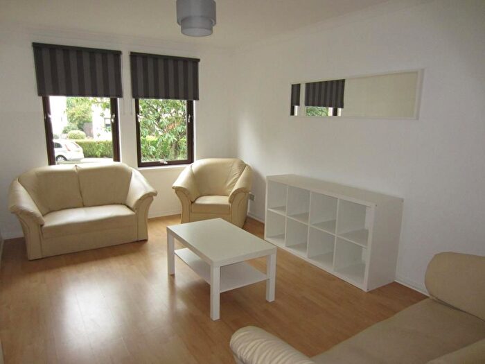 2 Bedroom Flat To Rent In Headland Court, Aberdeen, AB10