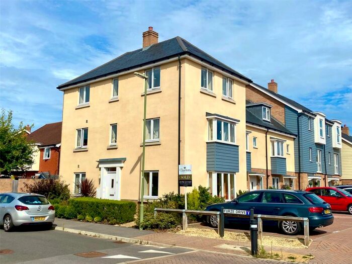 5 Bedroom Semi-Detached House To Rent In Furze Drive, Romsey, Hampshire, SO51