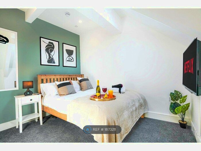 1 Bedroom Flat To Rent In Well Street, Buckingham, MK18