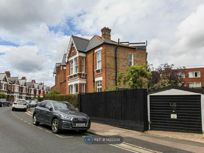 2 Bedroom End Of Terrace House To Rent In Tintagel Crescent, London, SE22