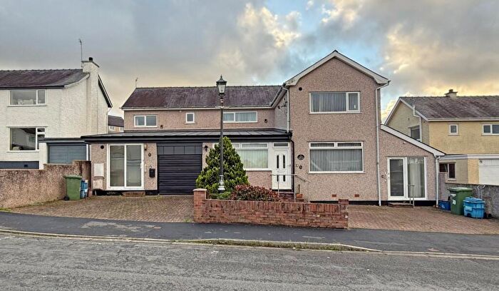 5 Bedroom Detached House For Sale In Trefonwys, Bangor, Gwynedd, LL57