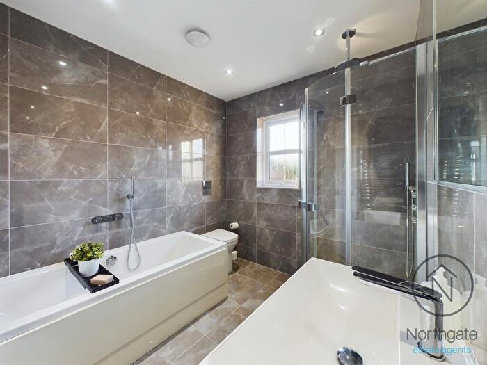 4 Bedroom Detached House For Sale In Martinsyde, Middleton St. George, DL2