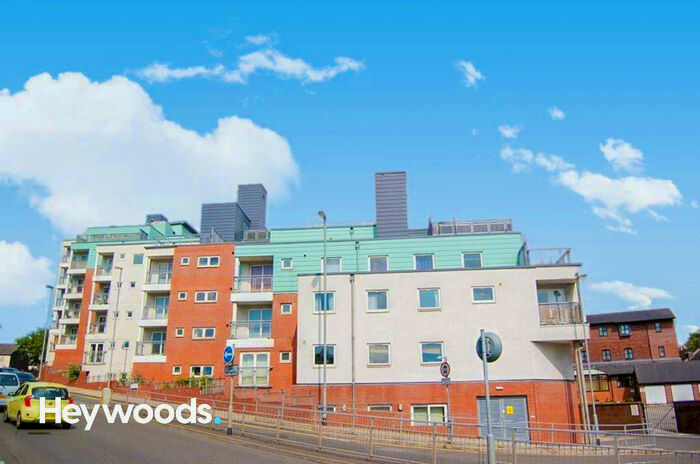 3 Bedroom Apartment To Rent In Tower Court, London Road, Newcastle-under-Lyme, ST5