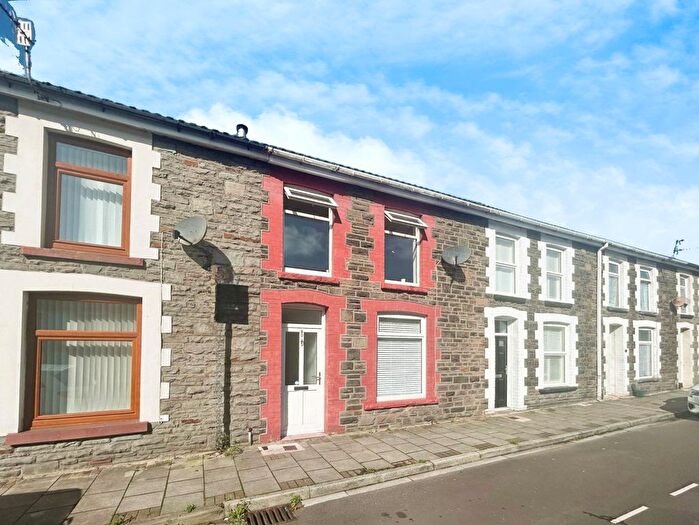3 Bedroom Property To Rent In East Street, Pontypridd, CF37
