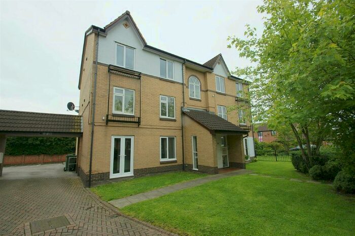 2 Bedroom Flat To Rent In Penny Lane Way, Hunslet, Leeds, LS10