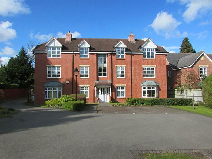 2 Bedroom Flat To Rent In Dunsmore Grove, Solihull, B91