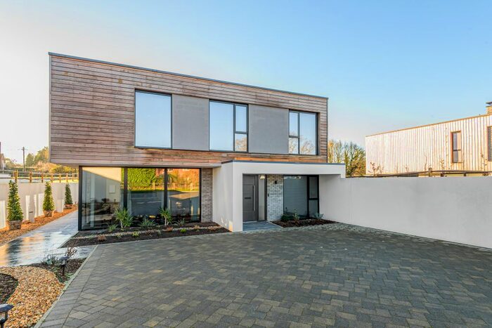 5 Bedroom Property For Sale In Wingate Lane, Long Sutton, Hook RG29