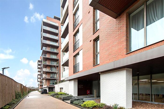2 Bedroom Apartment To Rent In Beckford Building, NW6