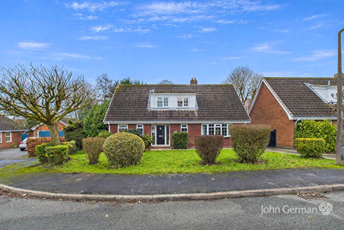 4 Bedroom Detached House For Sale In Fallowfield Drive, Barton-under-Needwood, DE13