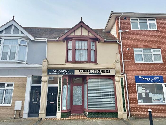 1 Bedroom Terraced House For Sale In York Avenue, East Cowes, PO32