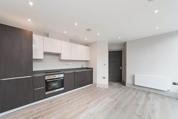 1 Bedroom Flat To Rent In Fulham Road, London, SW6