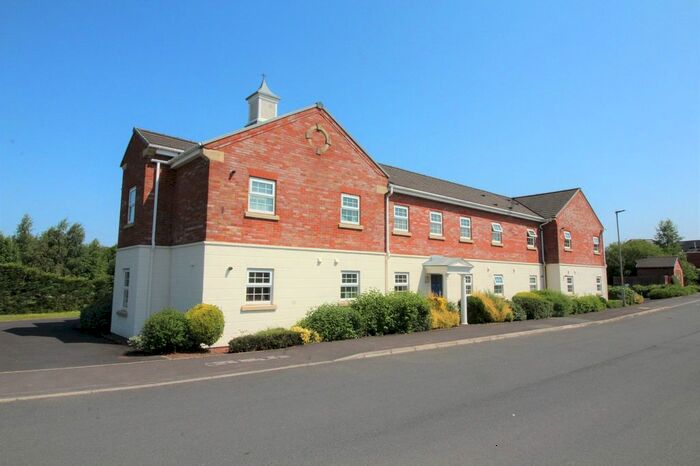 2 Bedroom Flat To Rent In Handshaw Drive, Penwortham, PR1