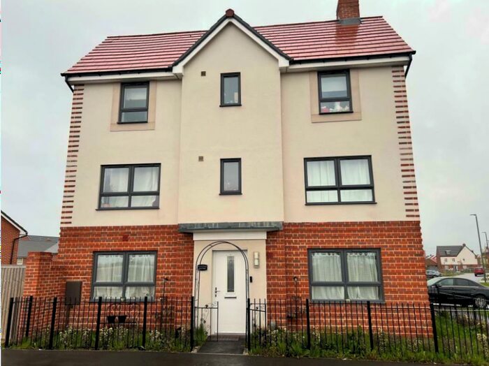 4 Bedroom House To Rent In Johnson Street, Broughton, Aylesbury, HP22