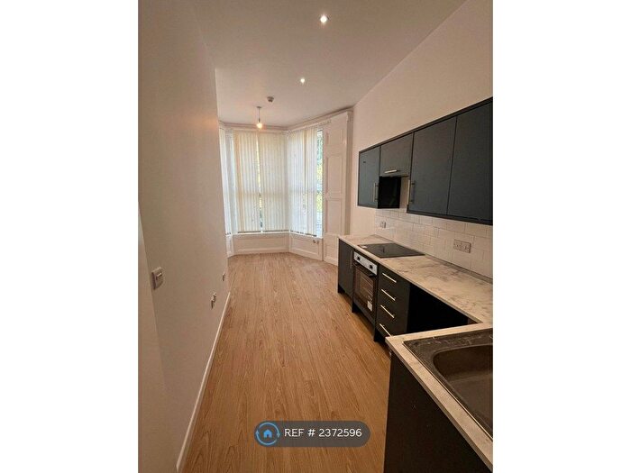 1 Bedroom Flat To Rent In Upper Kewstoke Road, Weston-Super-Mare, BS23