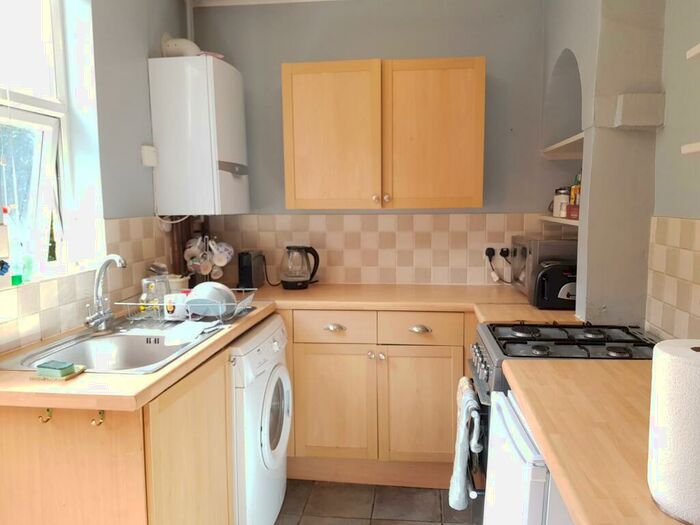 2 Bedroom House To Rent In Millicent Grove, West Bridgford, NG2