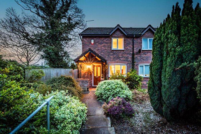 2 Bedroom Semi Detached House For Sale In Mere Bank, Davenham, CW9