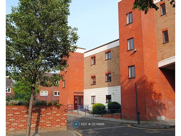 1 Bedroom Flat To Rent In Bow, London, E3