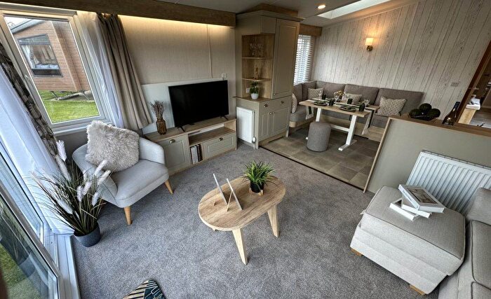 2 Bedroom Park Home For Sale In Nottage Park Lodges – South Wales, CF36
