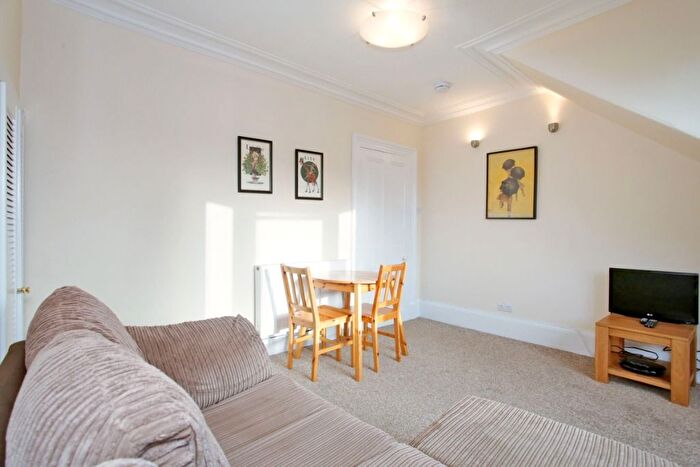 1 Bedroom Flat To Rent In South Mount Street, Rosemount, Aberdeen, AB25