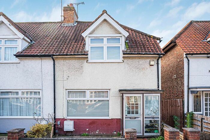 3 Bedroom Property For Sale In Chichester Road, London, N9