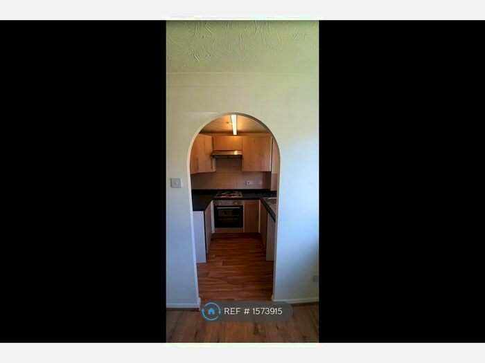 1 Bedroom Flat To Rent In Shortlands Close, Kent, DA17