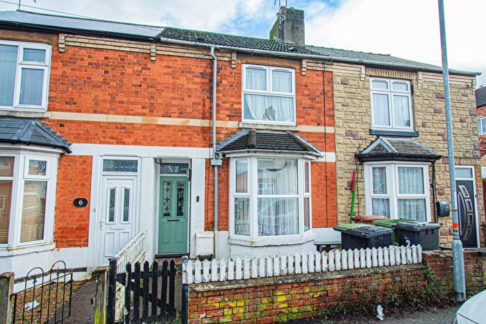 2 Bedroom Terraced House For Sale In Allen Road, Finedon, NN9