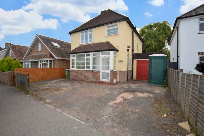 3 Bedroom Detached House To Rent In Gravits Lane, Bognor Regis, PO21