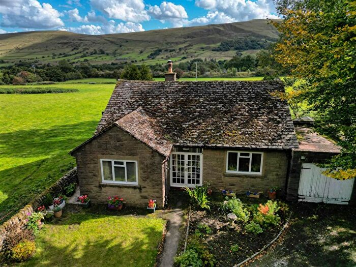 2 Bedroom Detached Bungalow For Sale In Edale, Hope Valley, S33