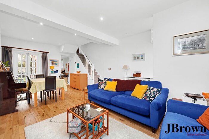 2 Bedroom Terraced House To Rent In Sabine Road, Battersea, SW11