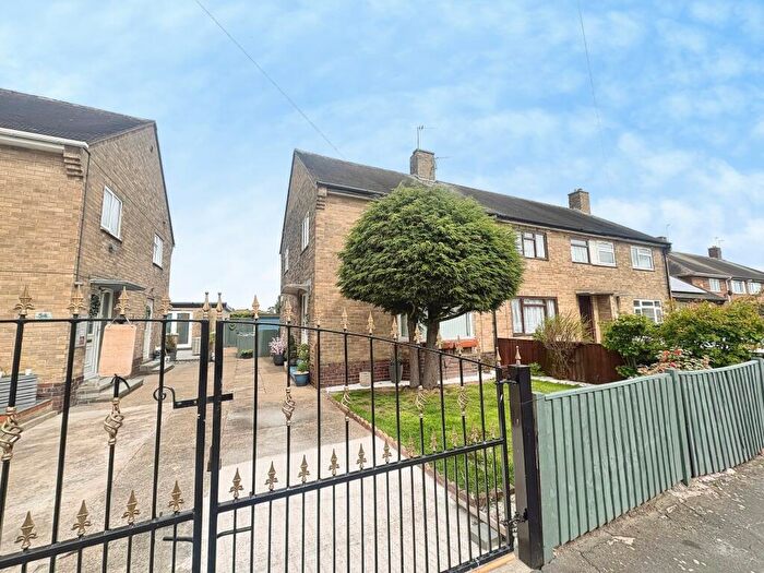 3 Bedroom Semi Detached House For Sale In Listowel Crescent, Nottingham, NG11