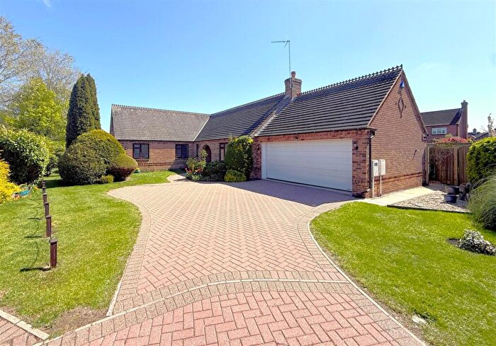 3 Bedroom Detached Bungalow For Sale In The Pastures, Long Bennington, NG23