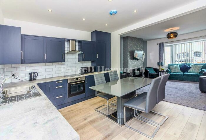 2 Bedroom Bungalow For Sale In Lytham Road, Ashton On Ribble, Preston, PR2