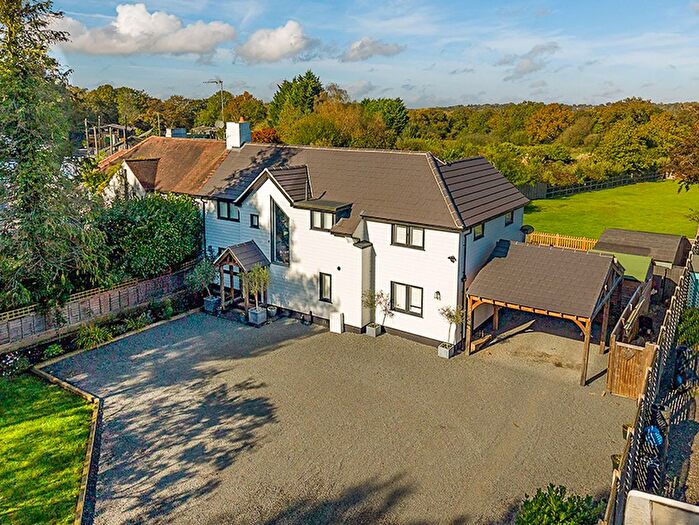 4 Bedroom Semi-Detached House For Sale In Goatsmoor Lane, Stock, CM4