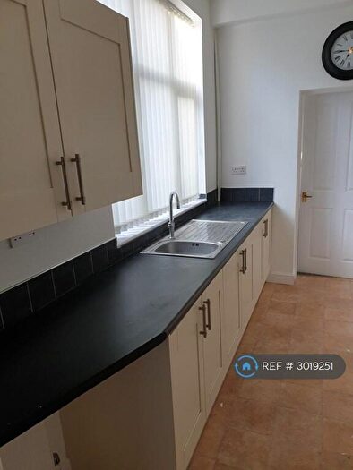 2 Bedroom End Of Terrace House To Rent In Stanley Street, Stoke-On-Trent, ST6