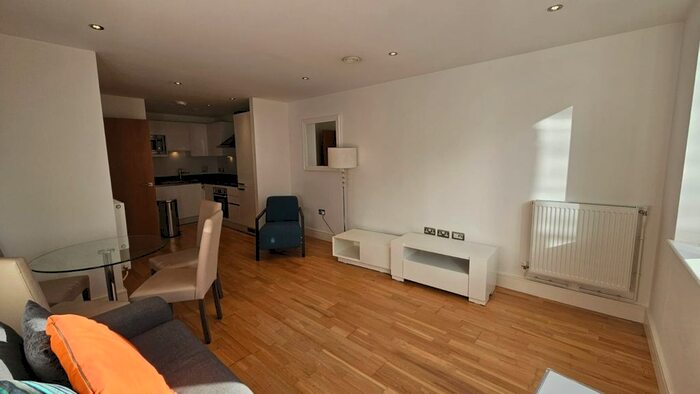 1 Bedroom Flat To Rent In Dowells Street, London, SE10
