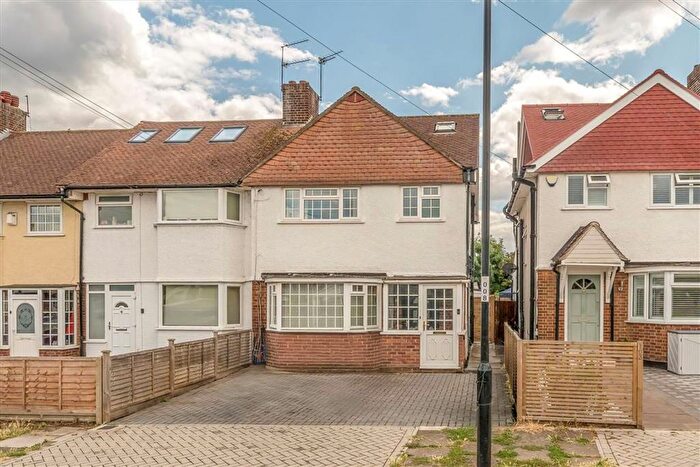 4 Bedroom End Of Terrace House To Rent In Westdean Avenue, Lee, SE12