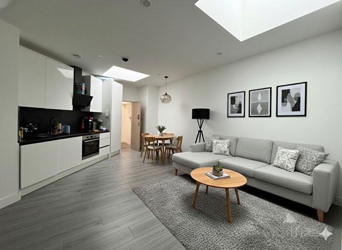 1 Bedroom Flat To Rent In Finchley Road, London, NW3