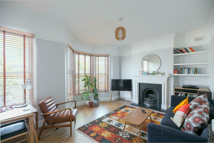 3 Bedroom Apartment To Rent In Muschamp Road, London, SE15